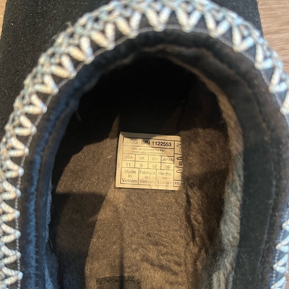 UGG Tazz Platform Slippers - Picture 4 of 9